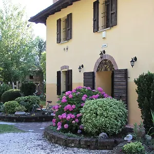 Casale La Decima Bed & Breakfast